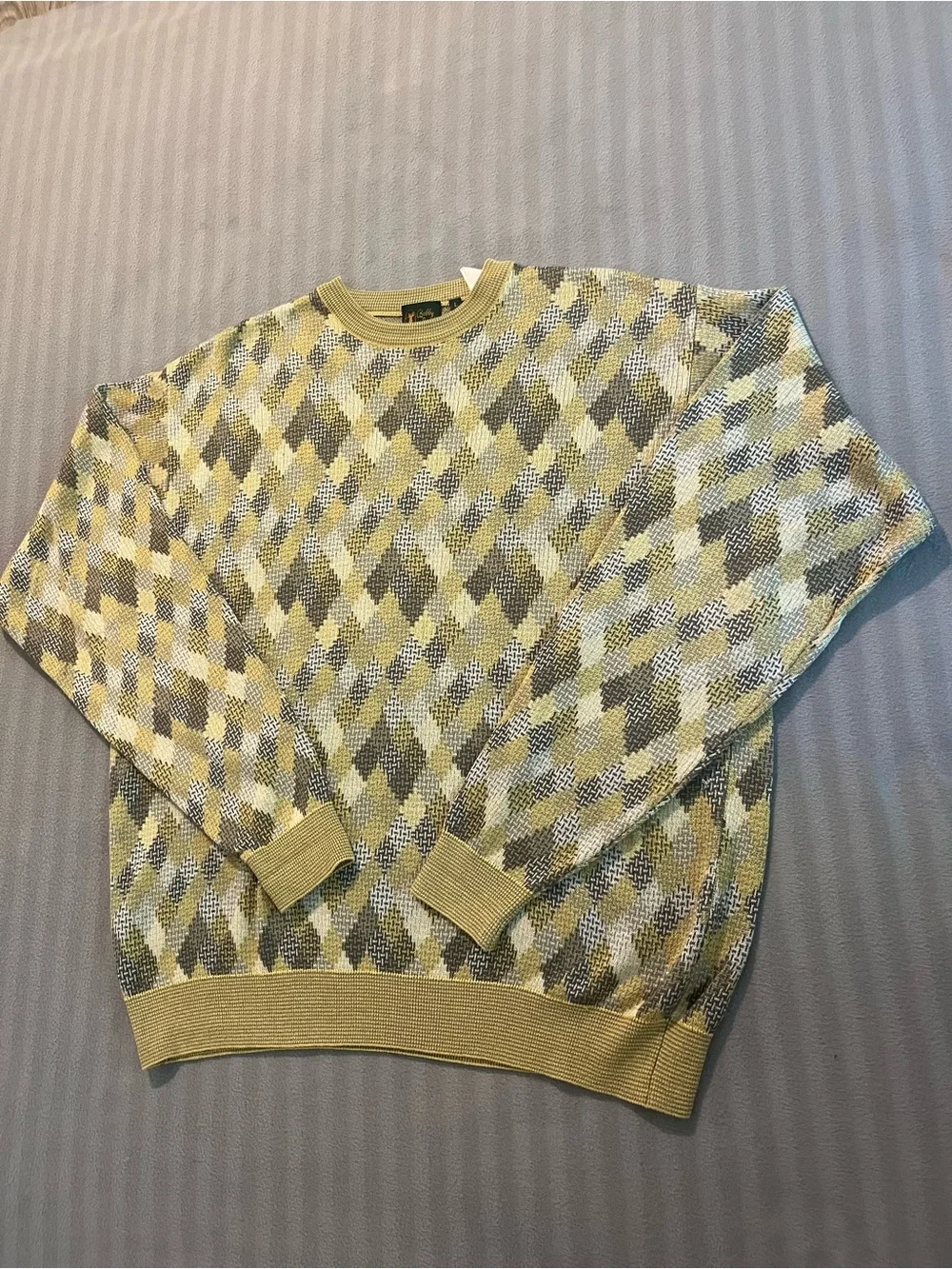 Bobby Jones Yellow and Gray Argyle Crewneck Sweater